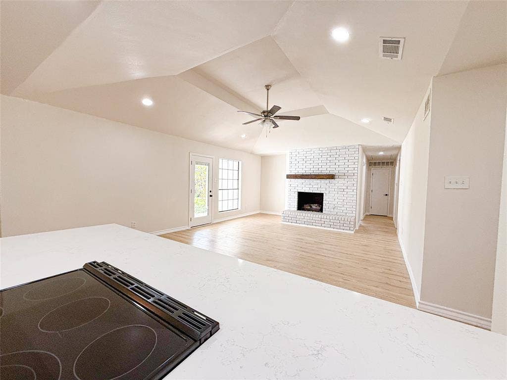 2300 Newcastle Circle, Plano, TX 75075 2300 Newcastle Circle, Plano, TX 75075