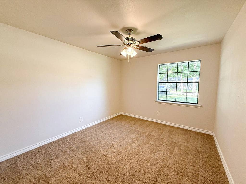 2300 Newcastle Circle, Plano, TX 75075 2300 Newcastle Circle, Plano, TX 75075