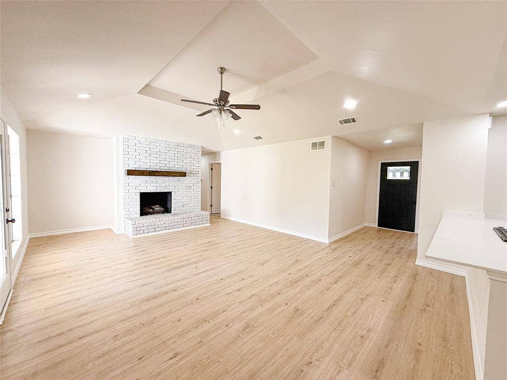 2300 Newcastle Circle, Plano, TX 75075 2300 Newcastle Circle, Plano, TX 75075