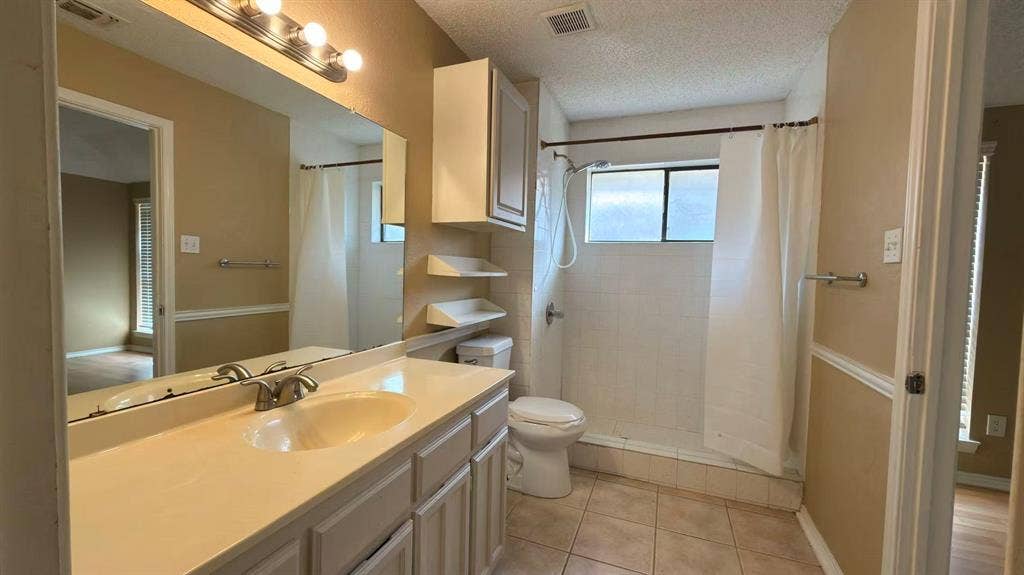 7213 Colgate Lane, Rowlett, TX 75088 7213 Colgate Lane, Rowlett, TX 75088