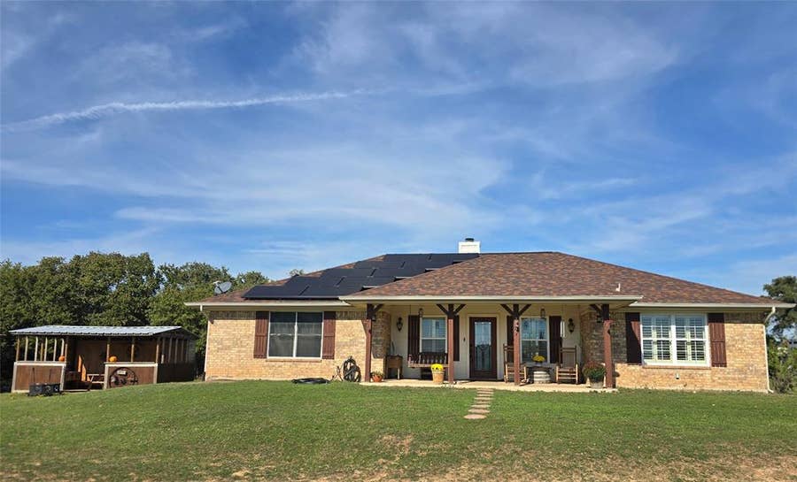 Property photo for 8938 W Highway 199, Springtown, TX