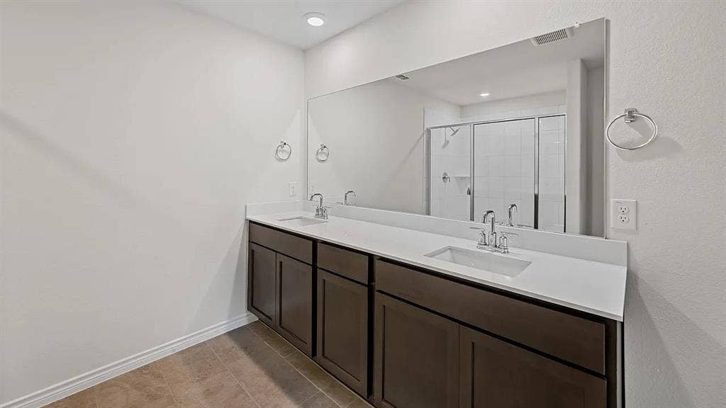 2067 Hearn Drive, Royse City, TX 75189