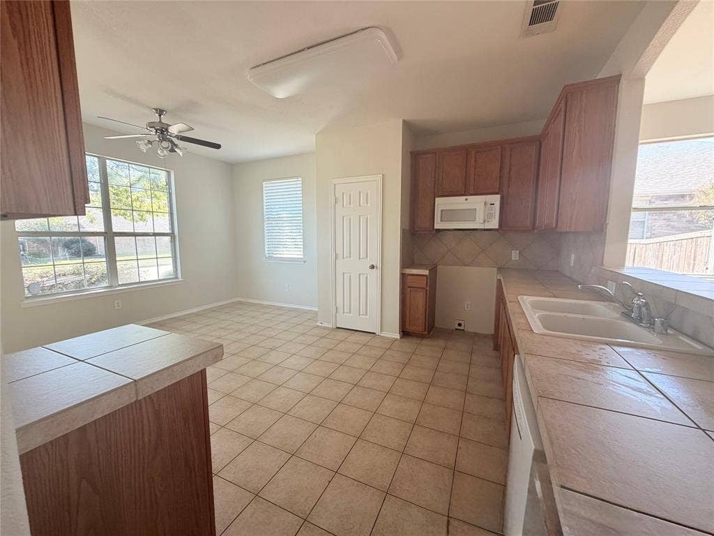 1203 Chestnut Hill Drive, Wylie, TX 75098