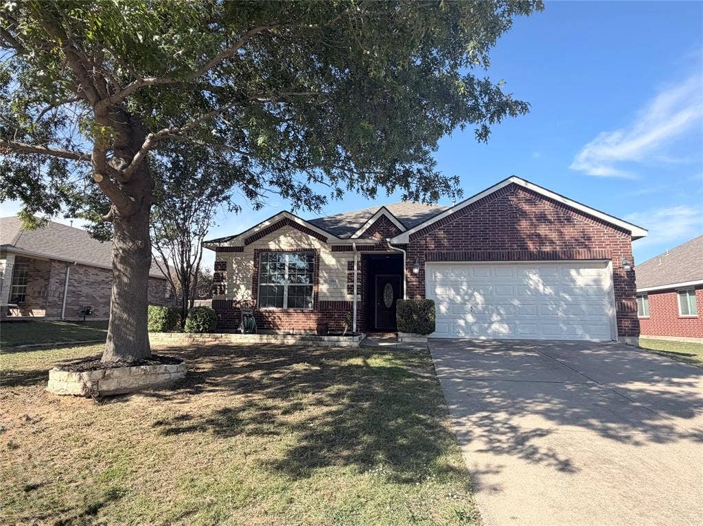 1203 Chestnut Hill Drive, Wylie, TX 75098