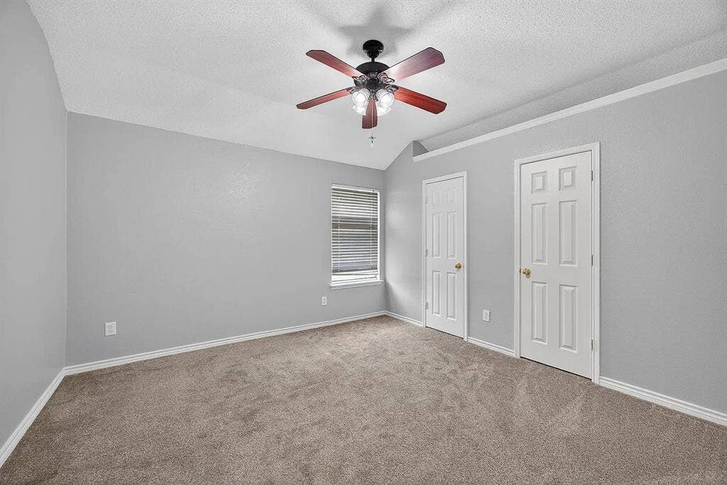 2233 San Simeon Drive, Mesquite, TX 75181 2233 San Simeon Drive, Mesquite, TX 75181