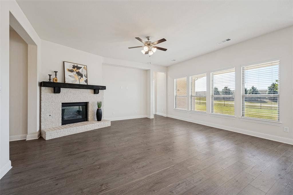 2209 Essex Court, Celina, TX 75009 2209 Essex Court, Celina, TX 75009