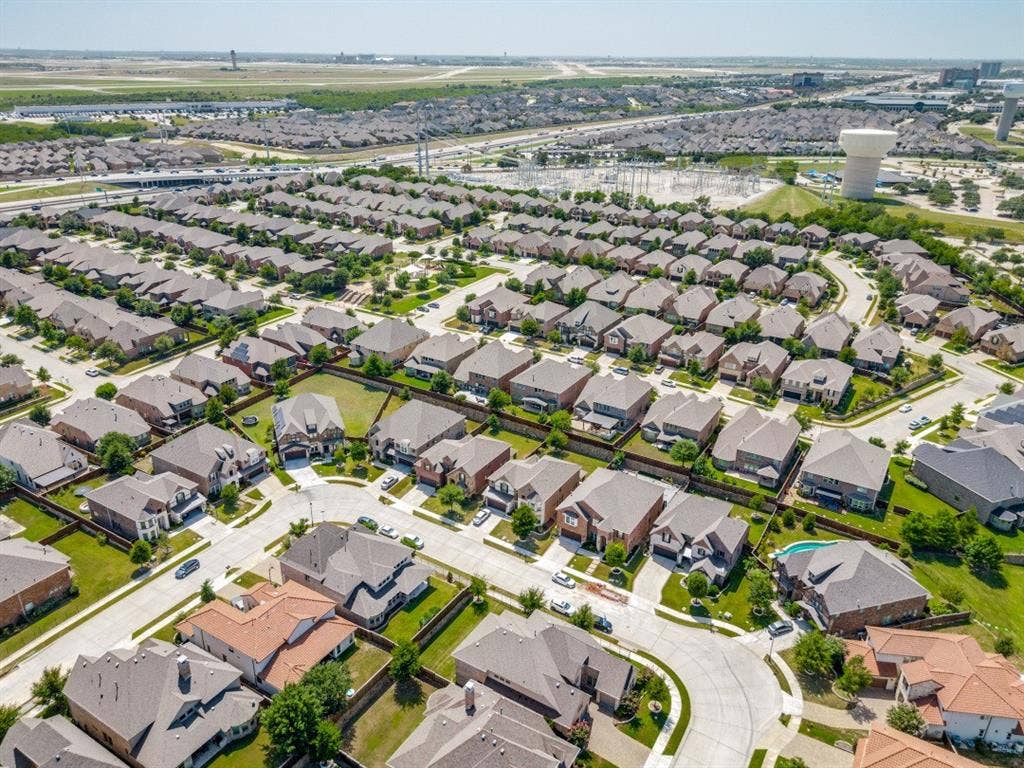 3035 Dancourt Drive, Irving, TX 75063 3035 Dancourt Drive, Irving, TX 75063