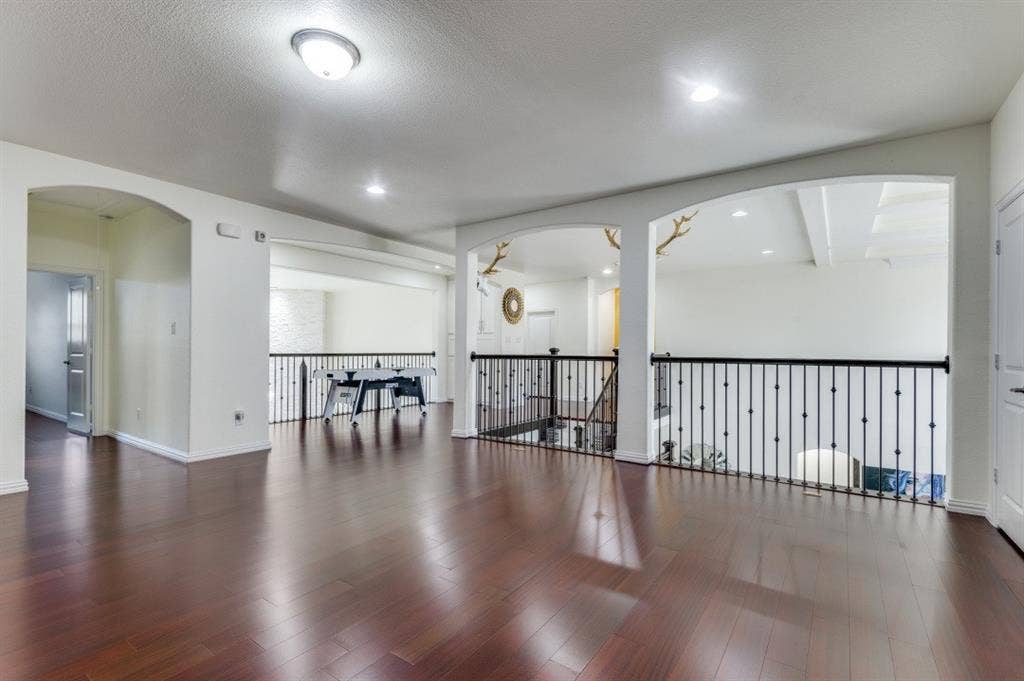3035 Dancourt Drive, Irving, TX 75063 3035 Dancourt Drive, Irving, TX 75063