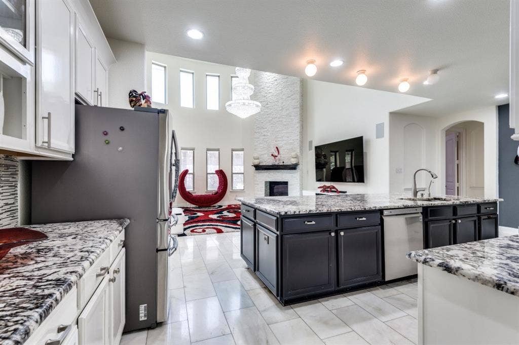 3035 Dancourt Drive, Irving, TX 75063 3035 Dancourt Drive, Irving, TX 75063