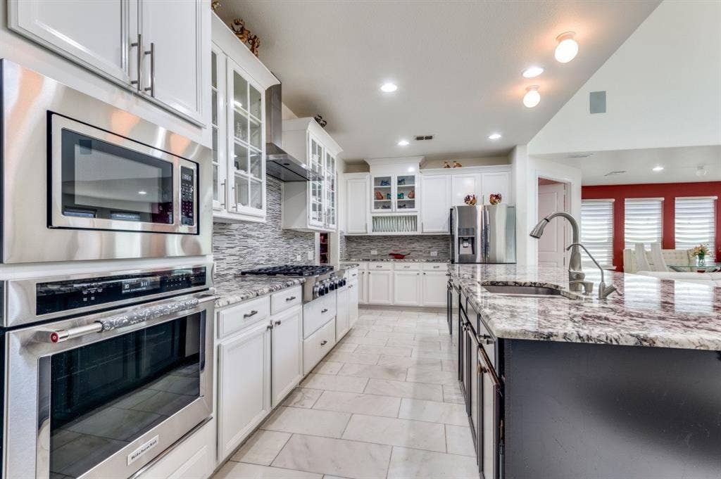3035 Dancourt Drive, Irving, TX 75063 3035 Dancourt Drive, Irving, TX 75063