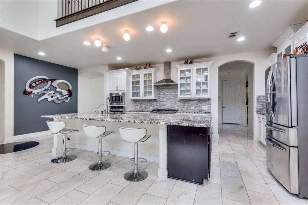 3035 Dancourt Drive, Irving, TX 75063 3035 Dancourt Drive, Irving, TX 75063