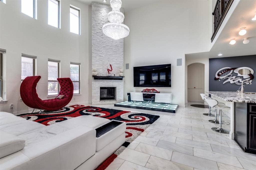 3035 Dancourt Drive, Irving, TX 75063 3035 Dancourt Drive, Irving, TX 75063