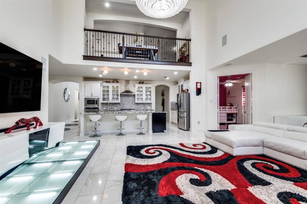 3035 Dancourt Drive, Irving, TX 75063 3035 Dancourt Drive, Irving, TX 75063