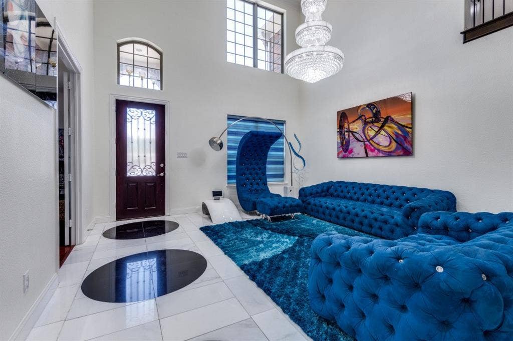 3035 Dancourt Drive, Irving, TX 75063 3035 Dancourt Drive, Irving, TX 75063