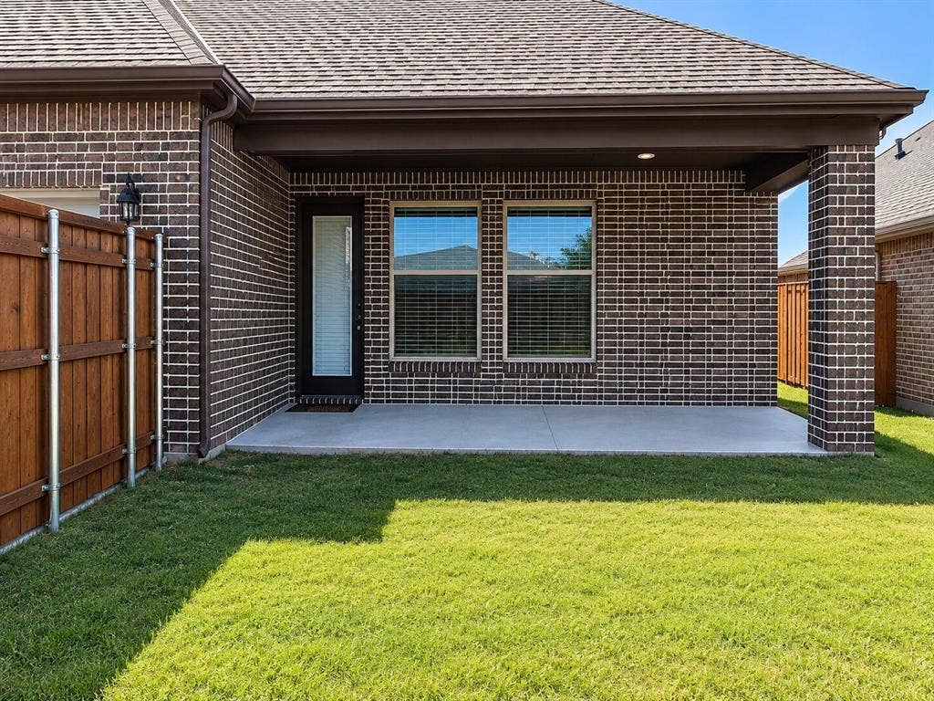 1832 Tumblegrass Road, Frisco, TX 75033 1832 Tumblegrass Road, Frisco, TX 75033