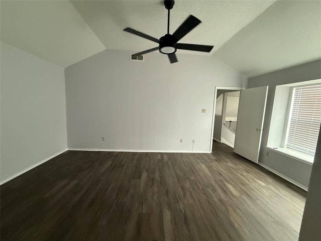 1204 Bittersweet Cove, DeSoto, TX 75115