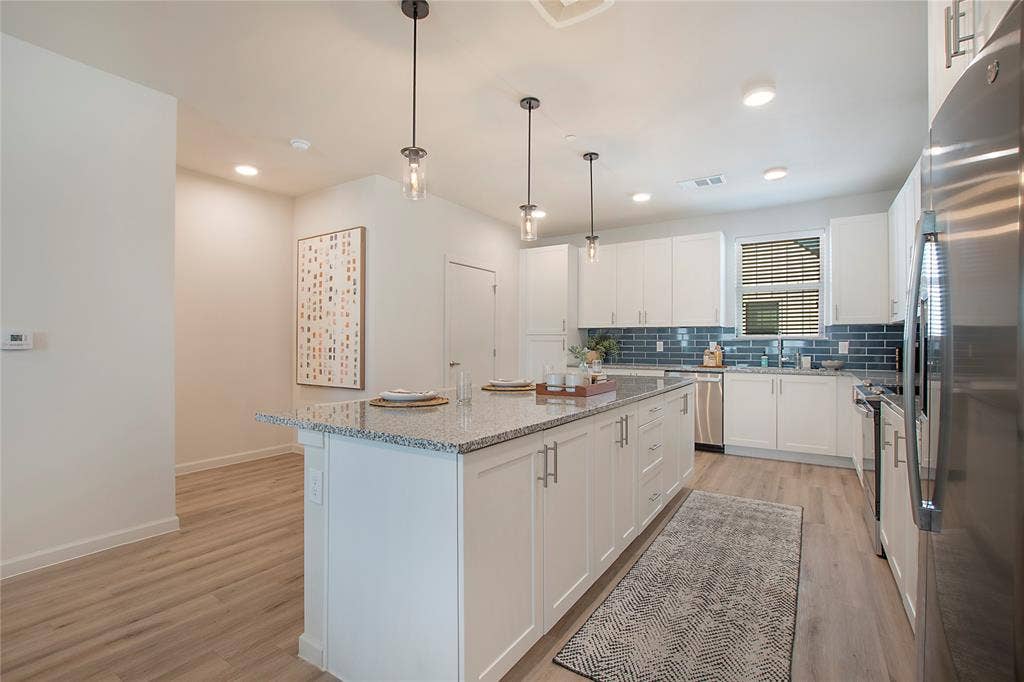 2100 Legacy Drive, #803, Plano, TX 75023 2100 Legacy Drive, #803, Plano, TX 75023