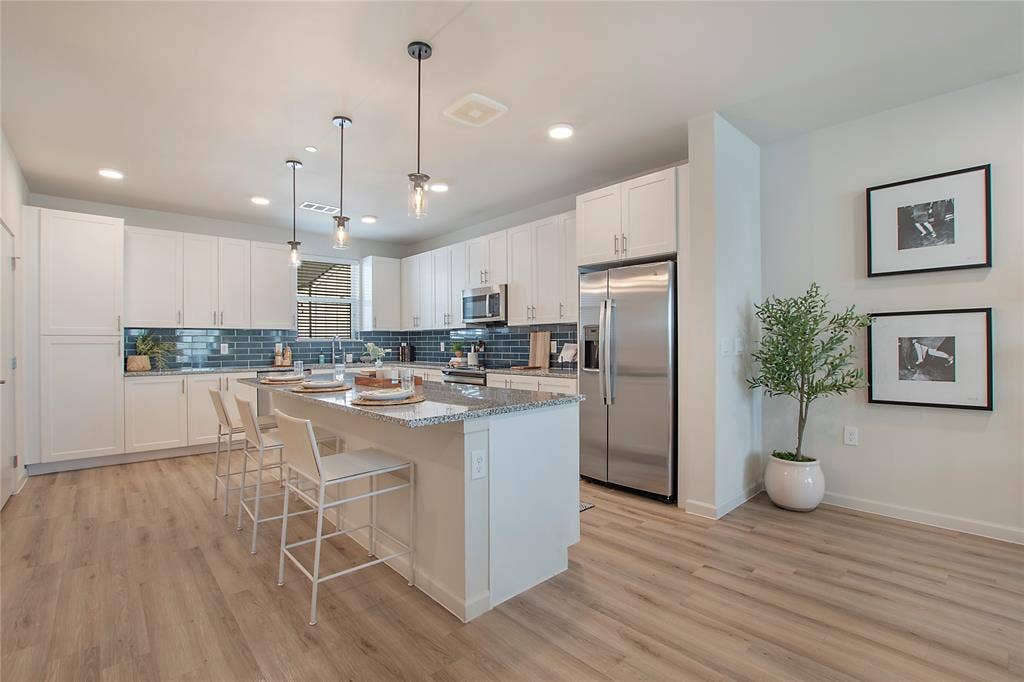 2100 Legacy Drive, #803, Plano, TX 75023 2100 Legacy Drive, #803, Plano, TX 75023