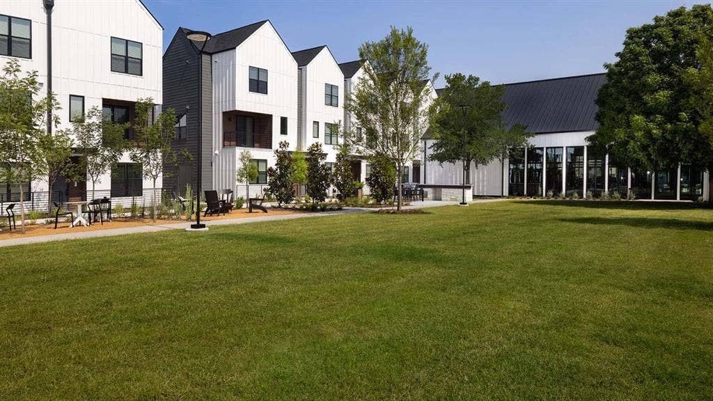 2100 Legacy Drive, #803, Plano, TX 75023 2100 Legacy Drive, #803, Plano, TX 75023