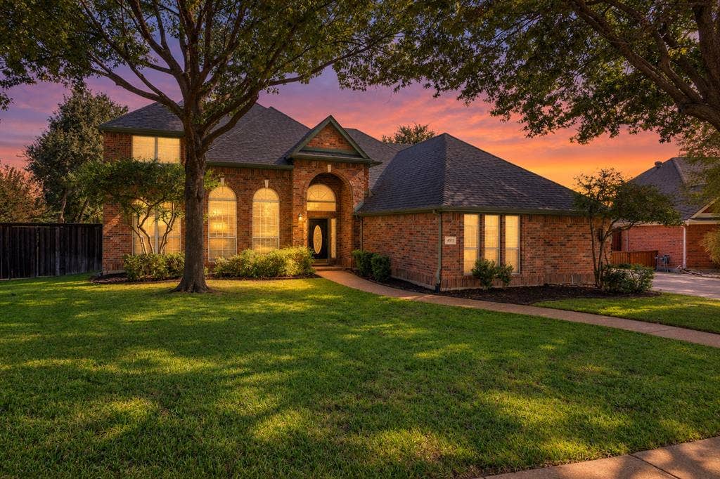 4510 Vista Creek Drive, Rowlett, TX 75088 4510 Vista Creek Drive, Rowlett, TX 75088