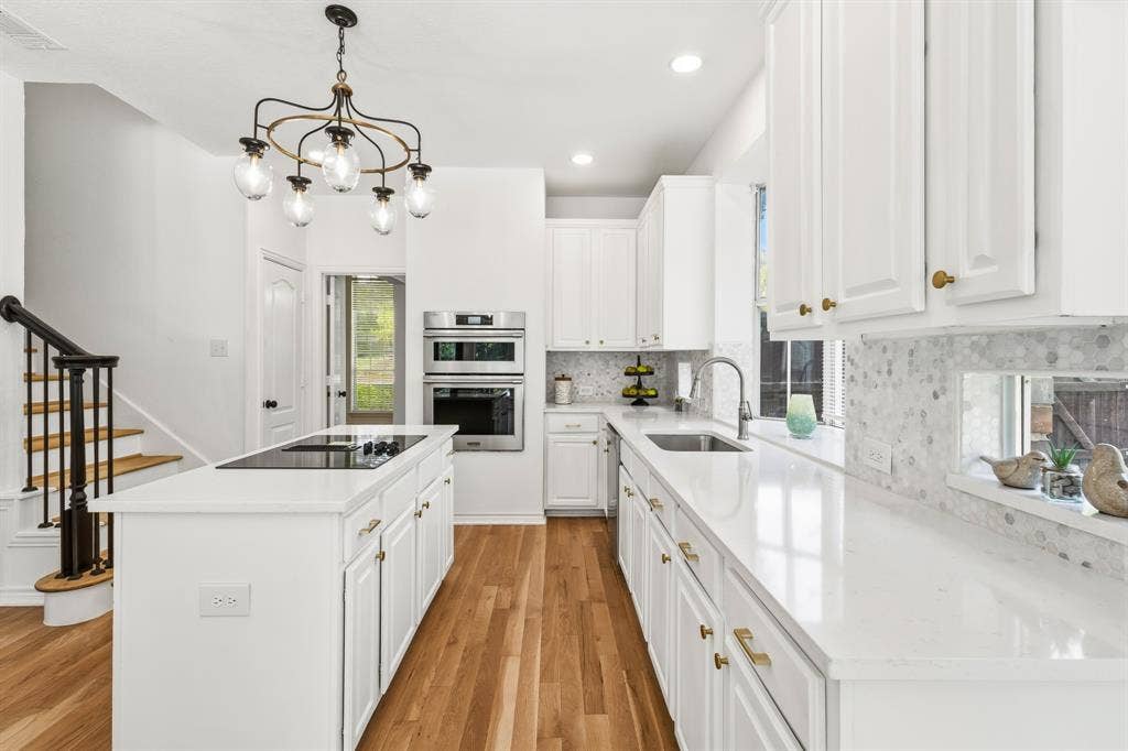 4510 Vista Creek Drive, Rowlett, TX 75088 4510 Vista Creek Drive, Rowlett, TX 75088