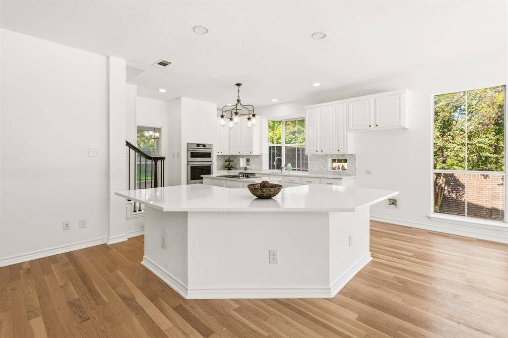 4510 Vista Creek Drive, Rowlett, TX 75088 4510 Vista Creek Drive, Rowlett, TX 75088