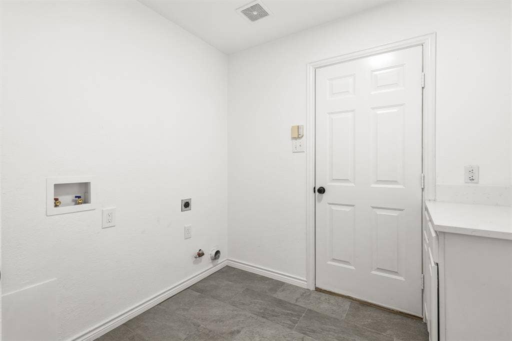 4510 Vista Creek Drive, Rowlett, TX 75088 4510 Vista Creek Drive, Rowlett, TX 75088
