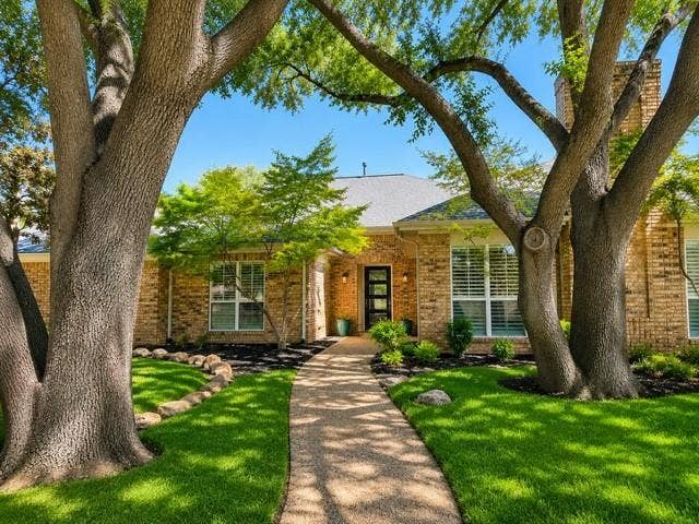 Property photo for 4215 Bretton Bay Lane, Dallas, TX