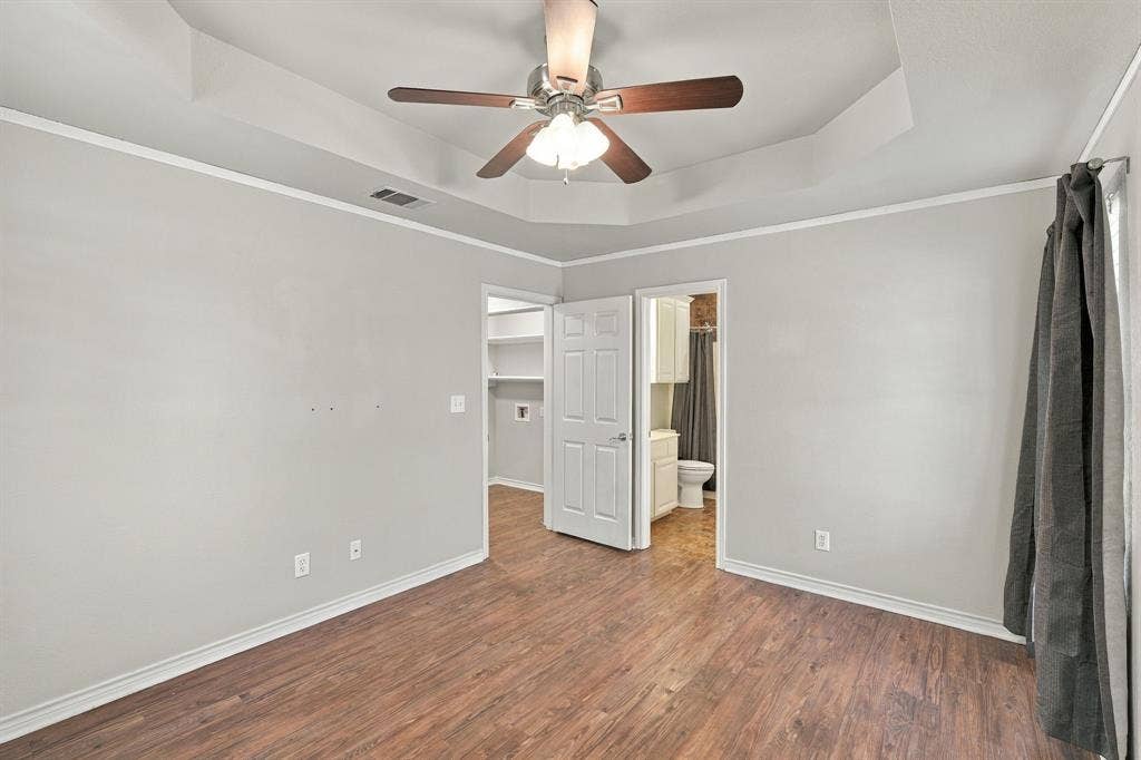 806 Oak Drive, Ennis, TX 75119 806 Oak Drive, Ennis, TX 75119