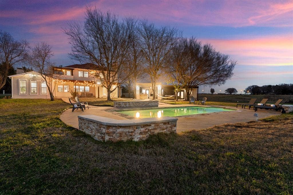 8862 County Road 4028, Kemp, TX 75143 8862 County Road 4028, Kemp, TX 75143