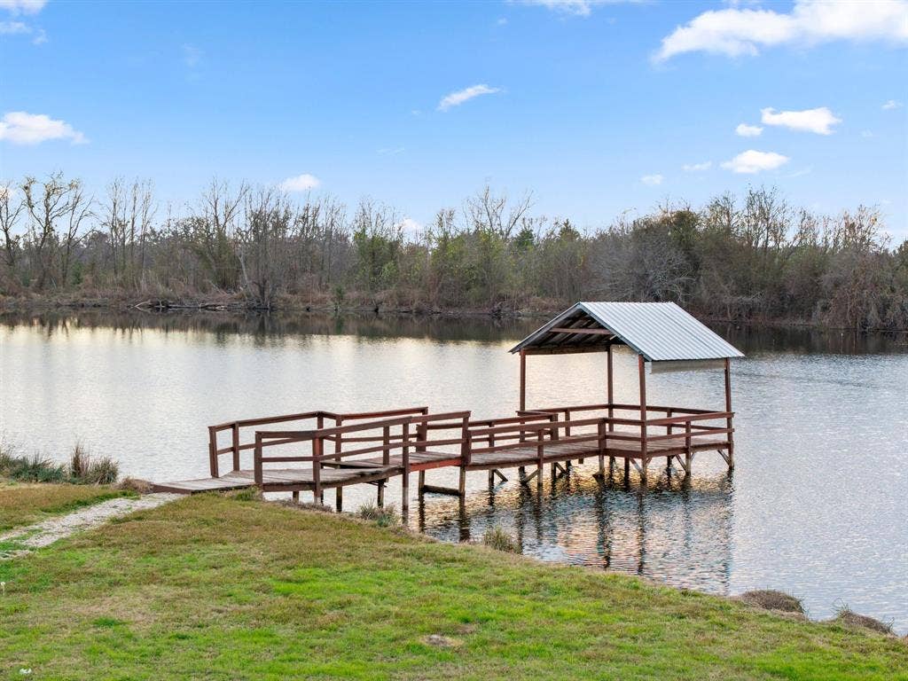 8862 County Road 4028, Kemp, TX 75143 8862 County Road 4028, Kemp, TX 75143
