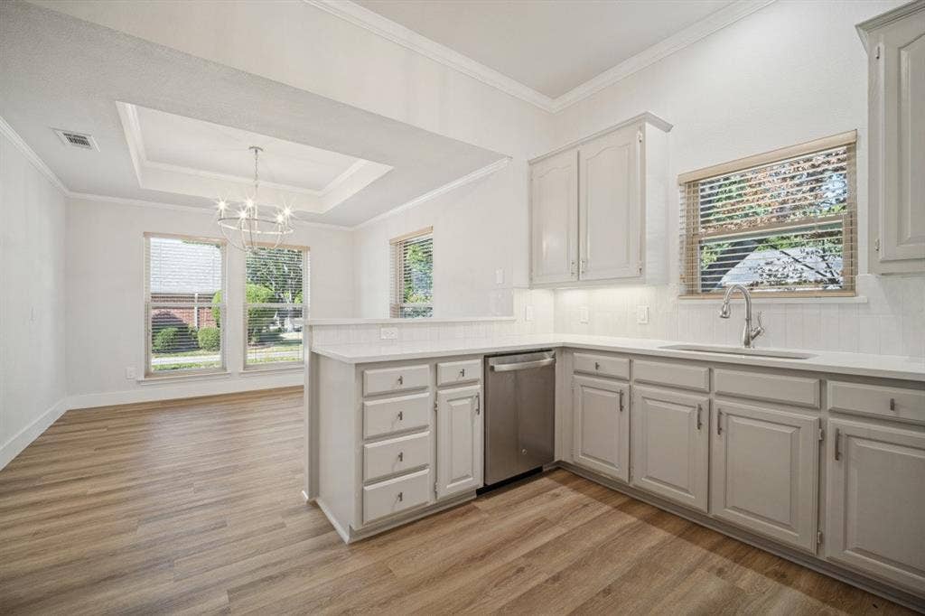 800 Parkhaven Drive, Mesquite, TX 75149