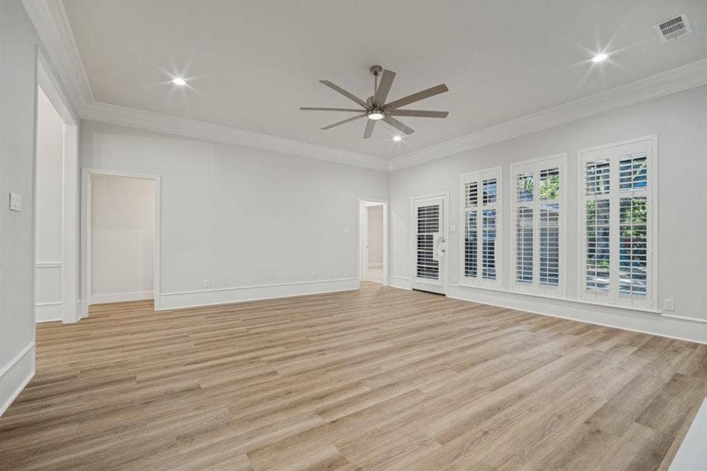 800 Parkhaven Drive, Mesquite, TX 75149