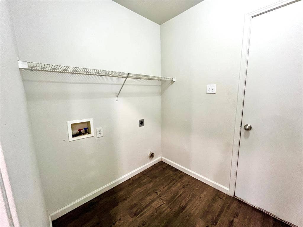 3024 Saint Ursula Drive, Dallas, TX 75233
