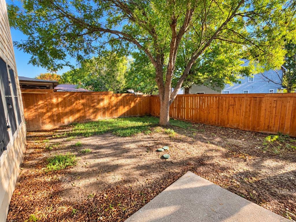 3024 Saint Ursula Drive, Dallas, TX 75233