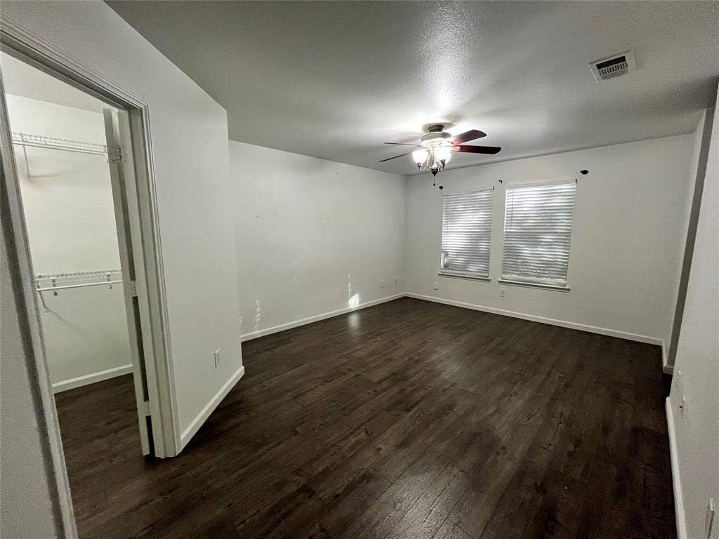 3024 Saint Ursula Drive, Dallas, TX 75233