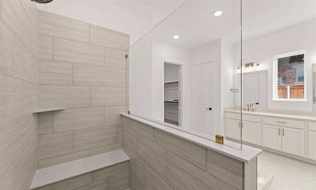 1209 Eclipse Way, Wylie, TX 75098 Primary Bathroom Representative Photo