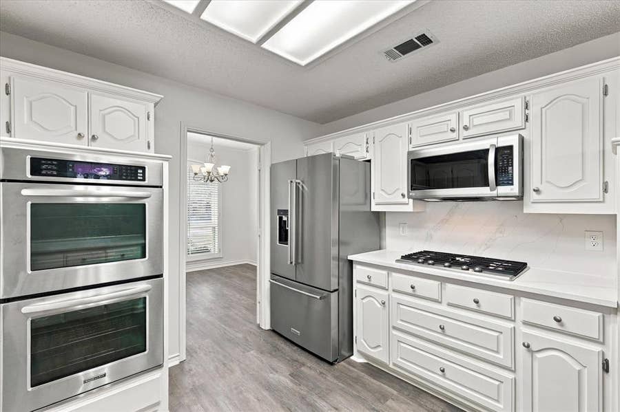 Property photo for 210 Santa Fe Trail, Waxahachie, TX