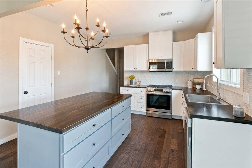 15 Brookhollow Circle, Melissa, TX 75454 15 Brookhollow Circle, Melissa, TX 75454