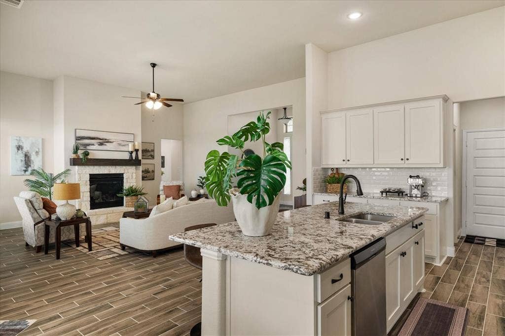 8200 Honeywell Avenue, Greenville, TX 75402 8200 Honeywell Avenue, Greenville, TX 75402