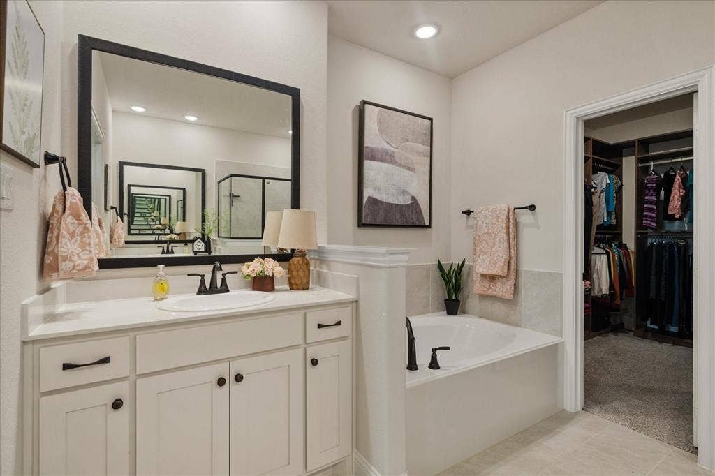 8200 Honeywell Avenue, Greenville, TX 75402 8200 Honeywell Avenue, Greenville, TX 75402
