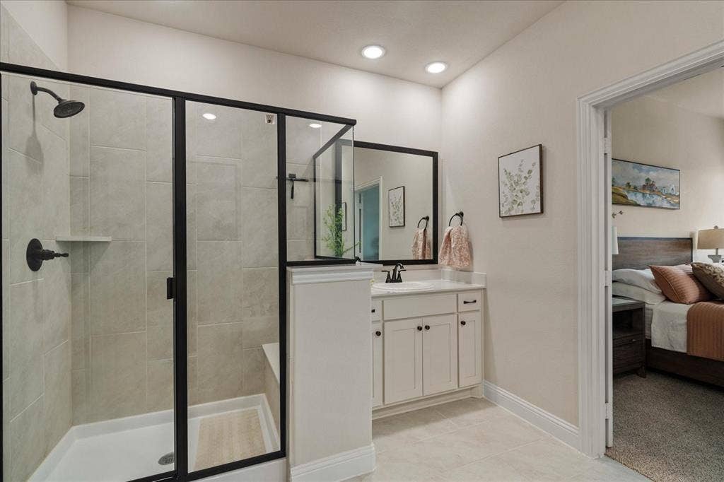 8200 Honeywell Avenue, Greenville, TX 75402 8200 Honeywell Avenue, Greenville, TX 75402