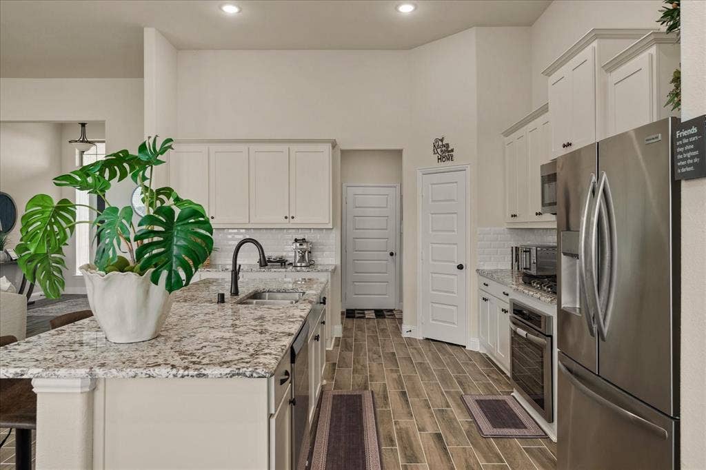 8200 Honeywell Avenue, Greenville, TX 75402 8200 Honeywell Avenue, Greenville, TX 75402