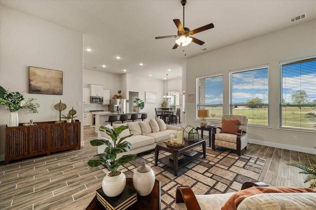 8200 Honeywell Avenue, Greenville, TX 75402 8200 Honeywell Avenue, Greenville, TX 75402