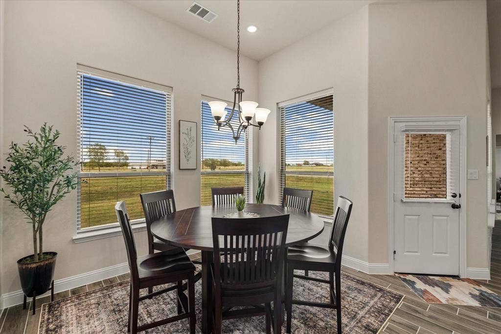 8200 Honeywell Avenue, Greenville, TX 75402 8200 Honeywell Avenue, Greenville, TX 75402