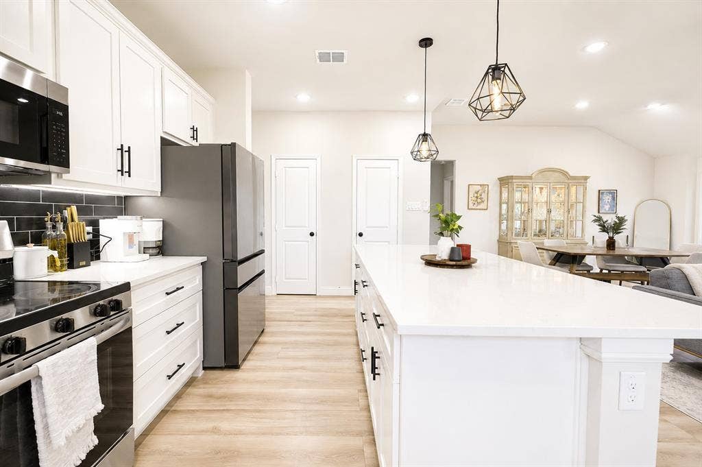 1420 Marshall Street, Greenville, TX 75401 1420 Marshall Street, Greenville, TX 75401