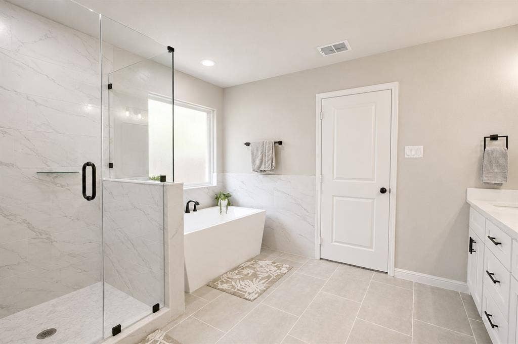 1420 Marshall Street, Greenville, TX 75401 1420 Marshall Street, Greenville, TX 75401