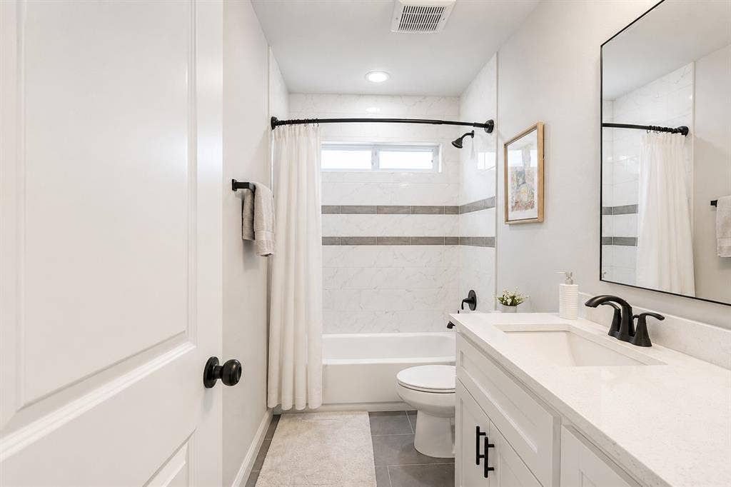 1420 Marshall Street, Greenville, TX 75401 1420 Marshall Street, Greenville, TX 75401