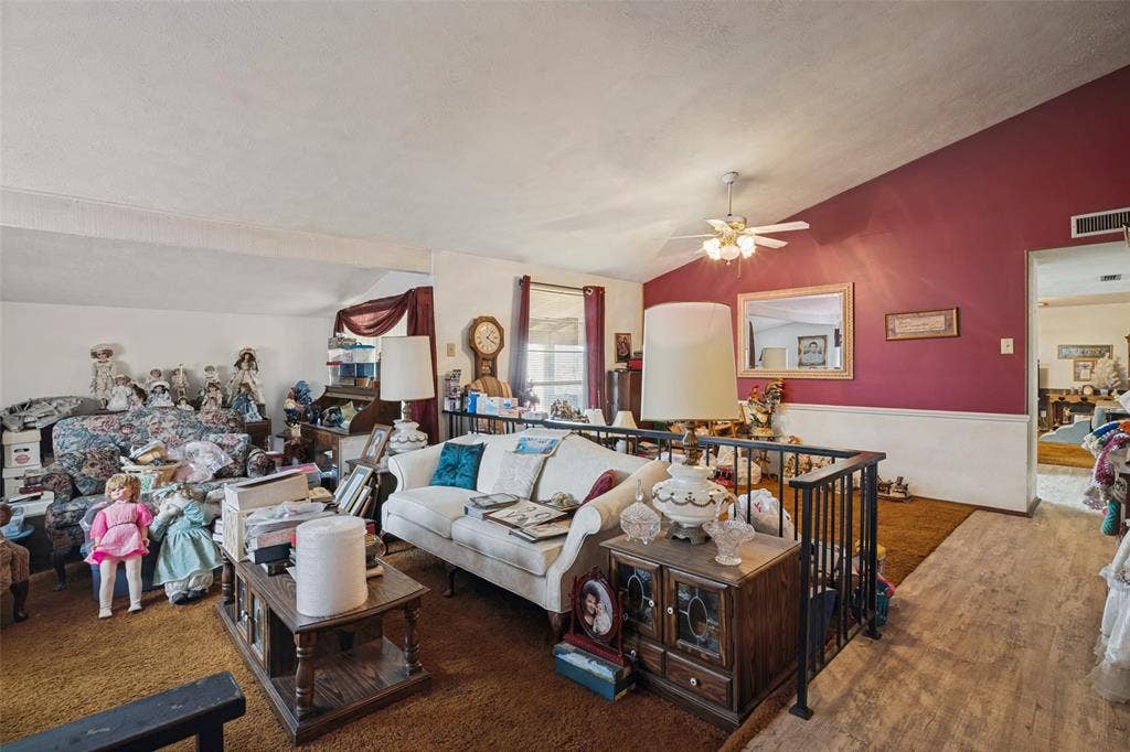 4332 O Hare Drive, Mesquite, TX 75150 4332 O Hare Drive, Mesquite, TX 75150