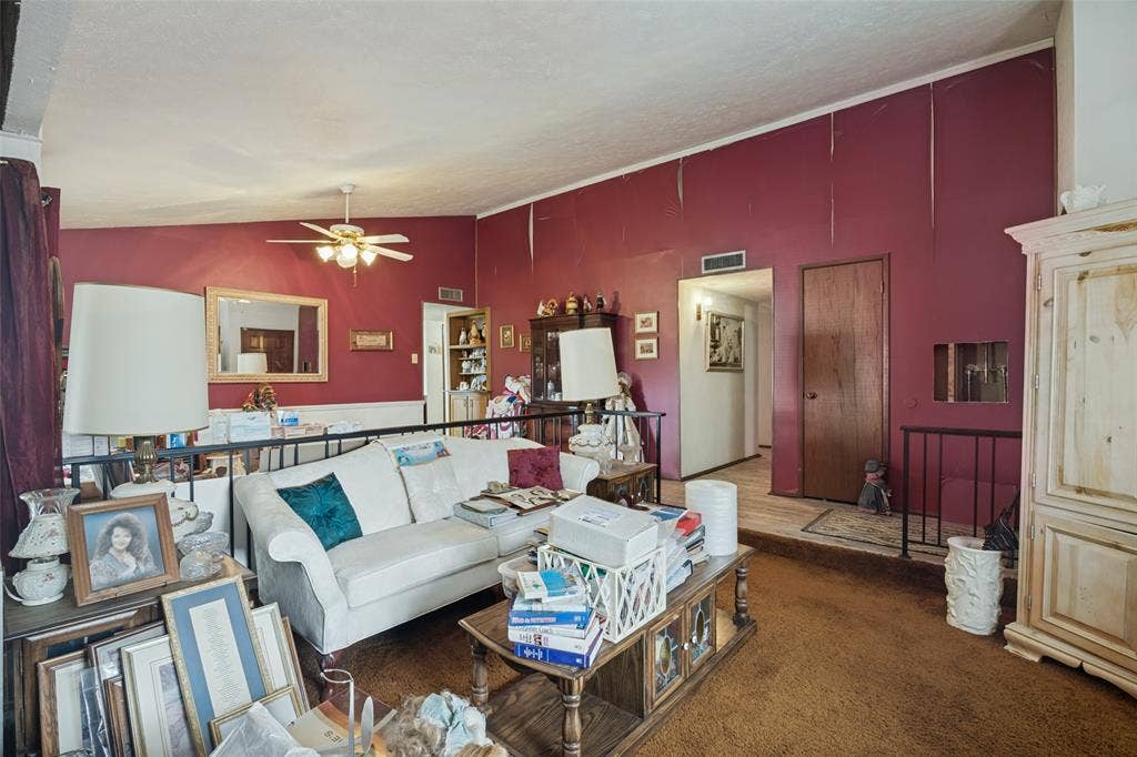 4332 O Hare Drive, Mesquite, TX 75150 4332 O Hare Drive, Mesquite, TX 75150